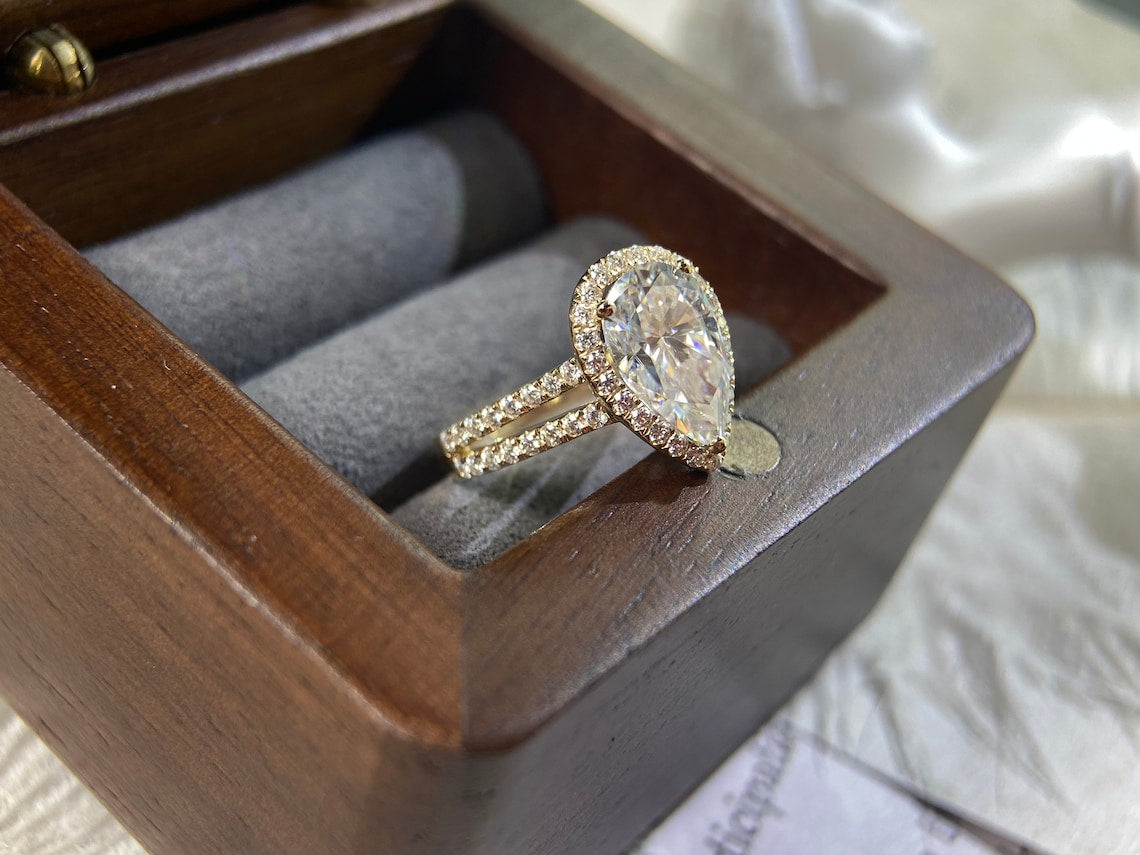 Stunning 3.0 CT Pear Moissanite Engagement Ring with Halo & Pave Design 10