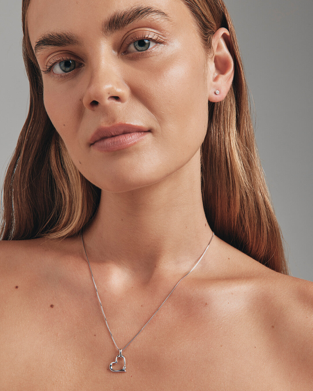 Round Cut Cubic Zirconia in 925 Sterling Silver Necklace 2