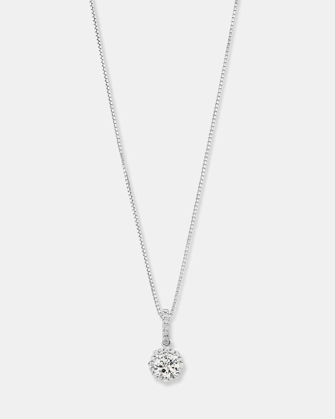 Round Cut Cubic Zirconia in 925 Sterling Silver Necklace 1