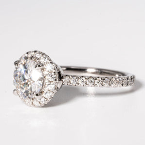 Stunning 1.0 CT Round Shape Moissanite Engagement Ring with Halo & Pave Design