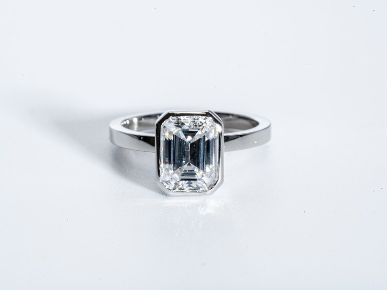 Classic 2.0 CT Emerald Moissanite Engagement Ring with Bezel Design 1