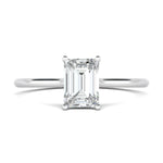 Stunning 0.5 CT Emerald Moissanite Engagement Ring With Solitaire Design 1