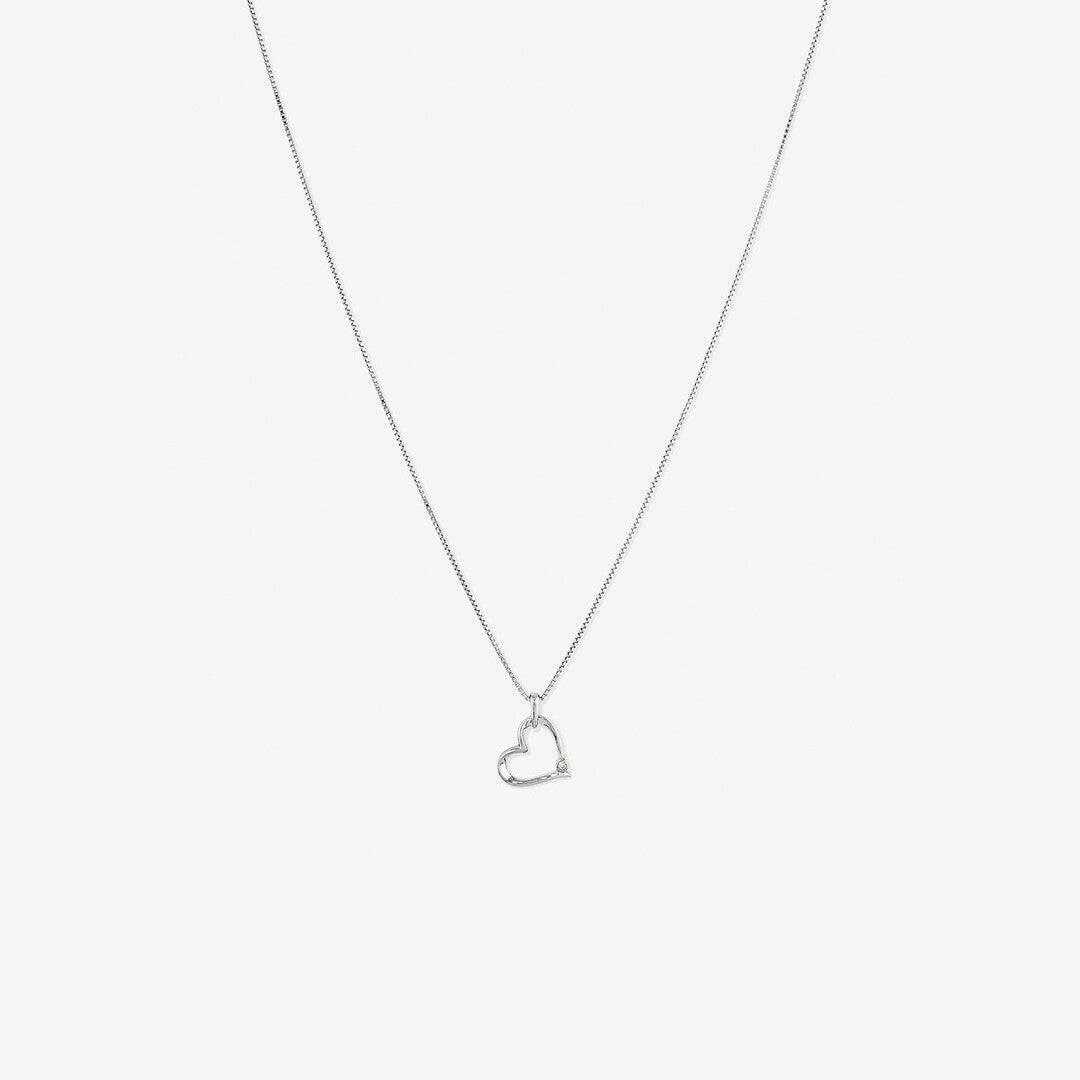 Round Cut Cubic Zirconia in 925 Sterling Silver Necklace 1