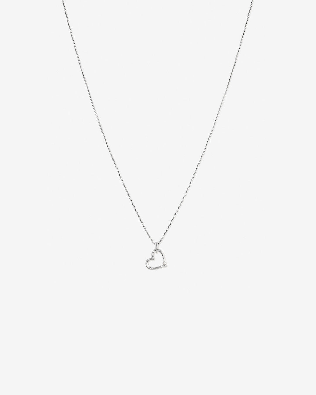 Round Cut Cubic Zirconia in 925 Sterling Silver Necklace 1