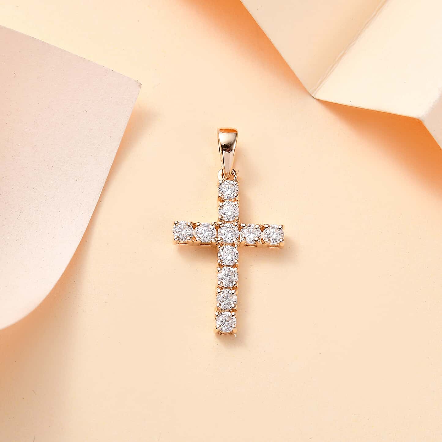 Round Cut Cubic Zirconia in 925 Sterling Silver Necklace 3