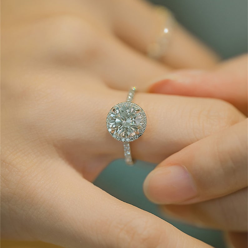 Stunning 4.0 CT Round Moissanite Engagement Ring with Halo & Pave Design 8