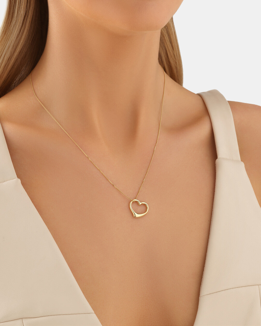 Round Cut Cubic Zirconia in 925 Sterling Silver Necklace 2