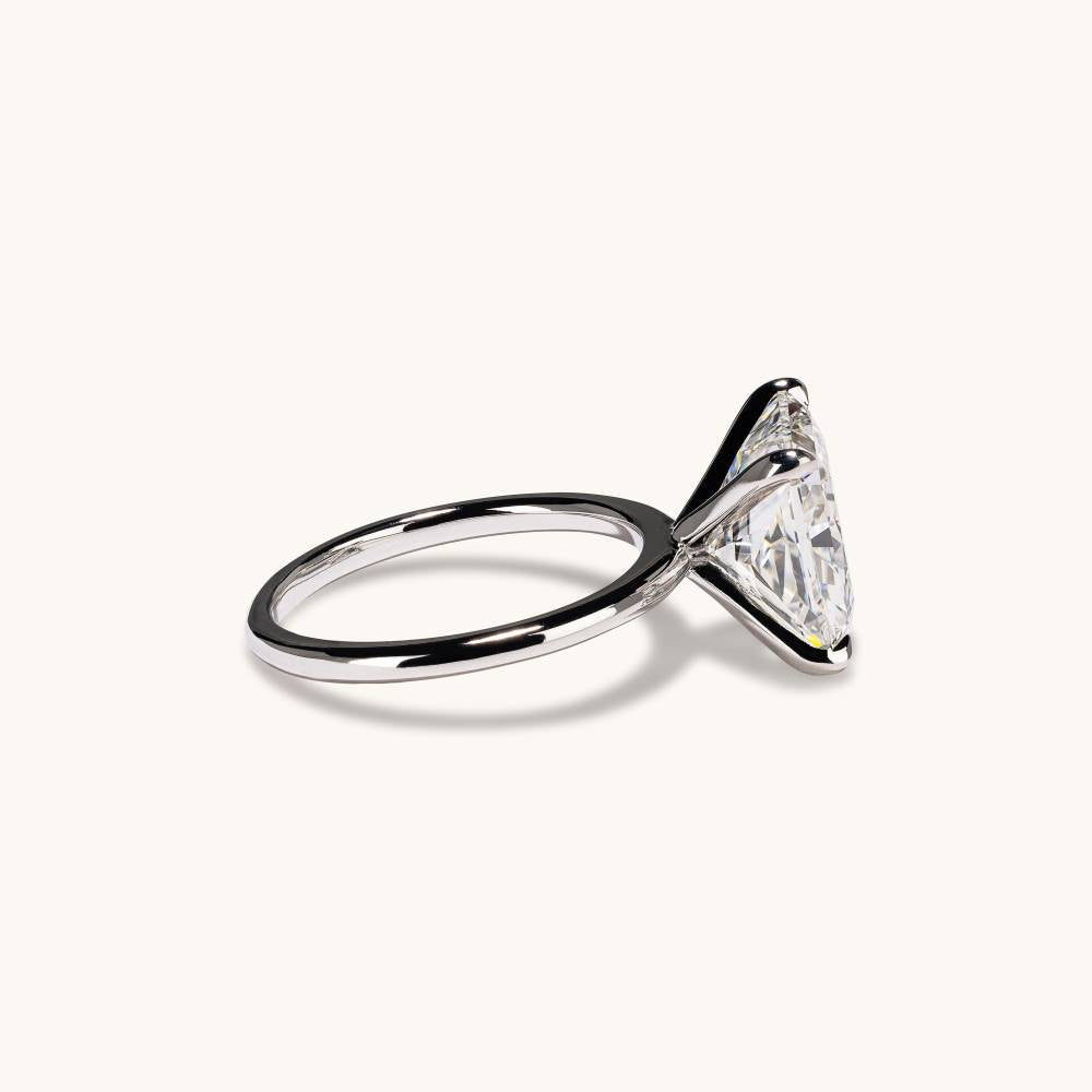 Stunning 5.21 CT Radiant Moissanite Engagement Ring with Solitaire Design 2