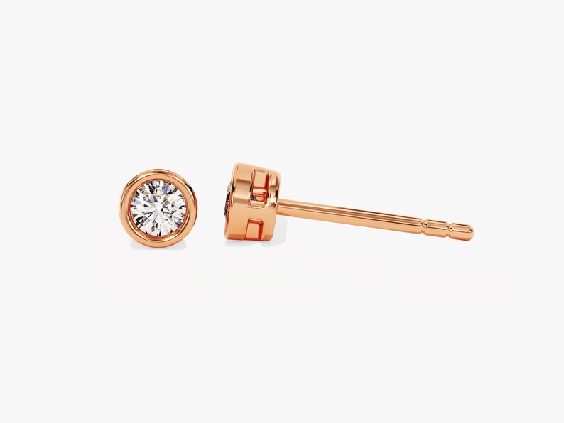 0.50 TCW Round Cut Moissanite Bezel Stud Earrings in Gold 5