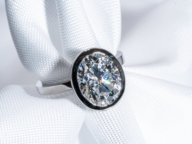 Classic 3.0 CT Oval Moissanite Engagement Ring with Bezel Design 1