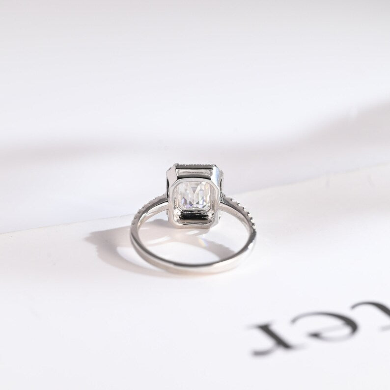 Stunning 1.0 - 2.0 CT Emerald Moissanite Engagement Ring with Pave and Halo Design 9