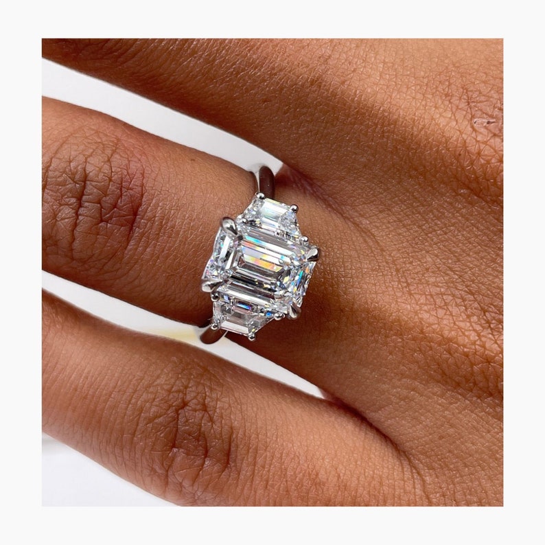 Classic 2.0 CT Emerald Moissanite Engagement Ring with Three Stone Design 3