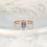 Stunning 0.75 CT Emerald Moissanite Engagement Ring With Solitaire Design 1
