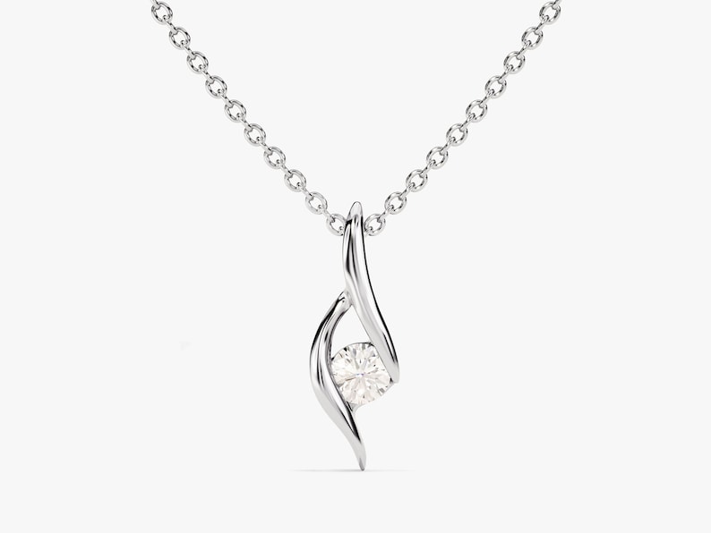 0.50 CT Round Moissanite Diamond Solitaire Pendant Necklace in Solid Gold 2