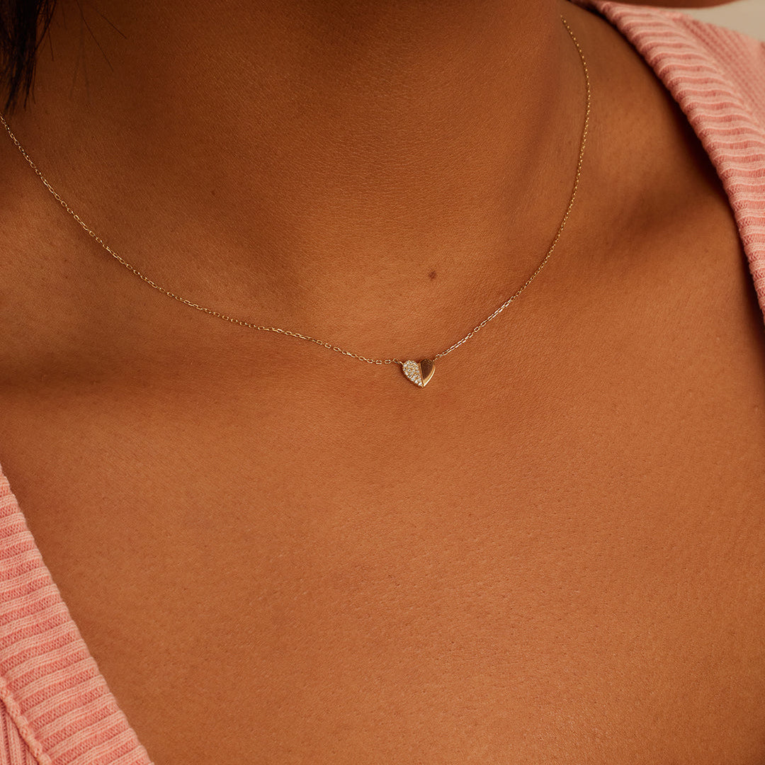 Round Cut Cubic Zirconia in 925 Sterling Silver Necklace 1