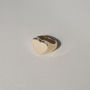 Stunning Heart Signet Metal Ring