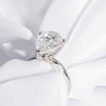 Stunning 3.0 CT Pear Cut Moissanite Engagement Ring with Solitaire Design 4