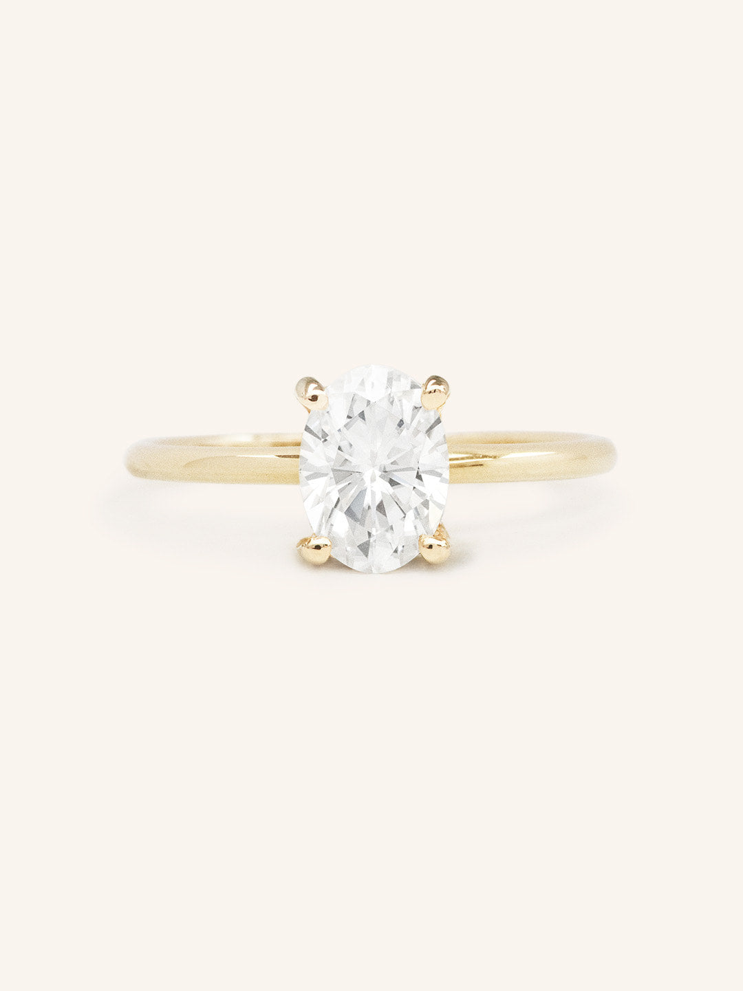 Stunning 1 CT Oval Moissanite Engagement Ring With Solitaire Design 1