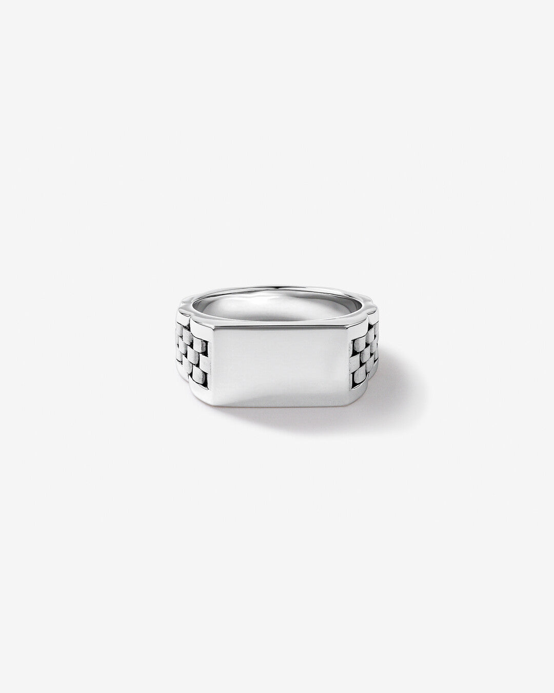 Link Pattern Textured Signet Men's Wedding Band in Solid Gold 1
