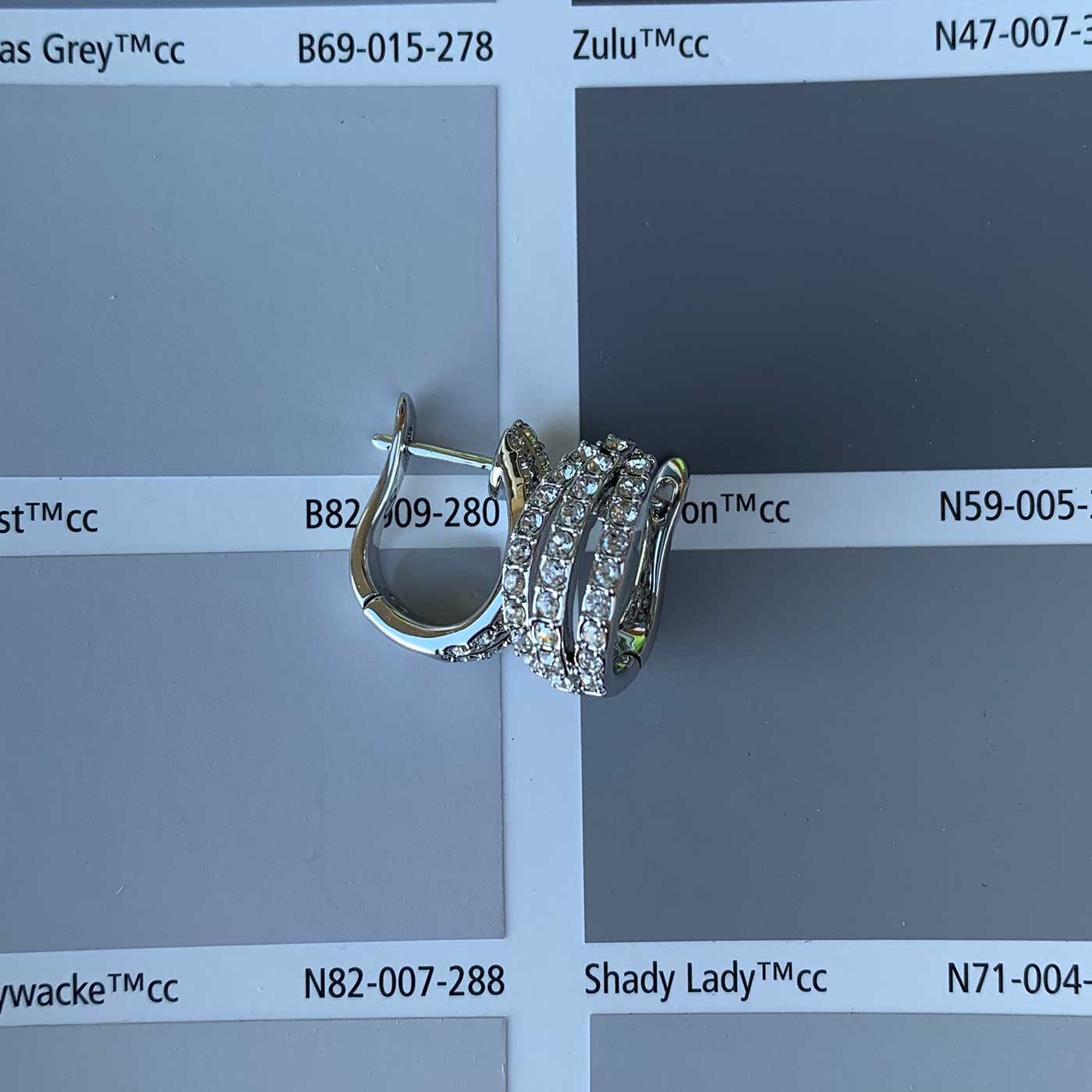 Round Cut Cubic Zirconia in 925 Sterling Silver Earrings 4