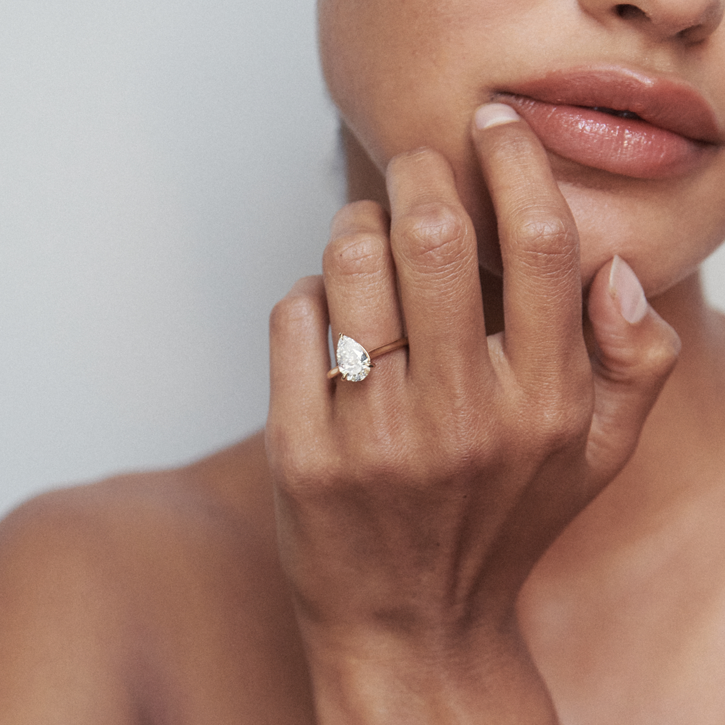 Stunning 1 CT Pear Moissanite Engagement Ring with Solitaire Design