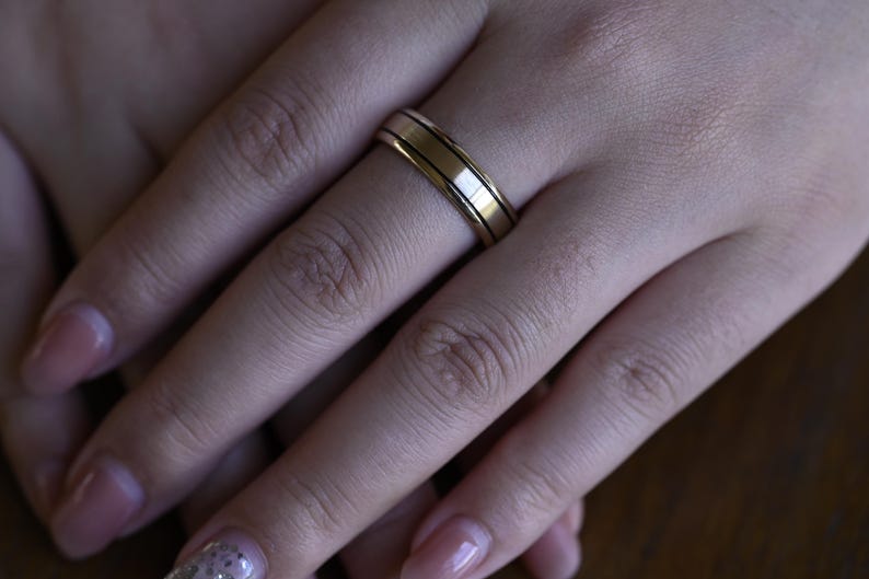 Delicate Men's Wedding Band Satin Finished in Solid Gold 9