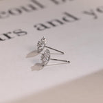 0.50 TCW Round & Pear Cut Moissanite Floral Stud Earrings in Gold 8