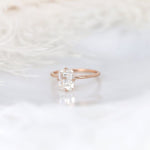 Stunning 1.75 CT Emerald Moissanite Engagement Ring with Solitaire Design 3