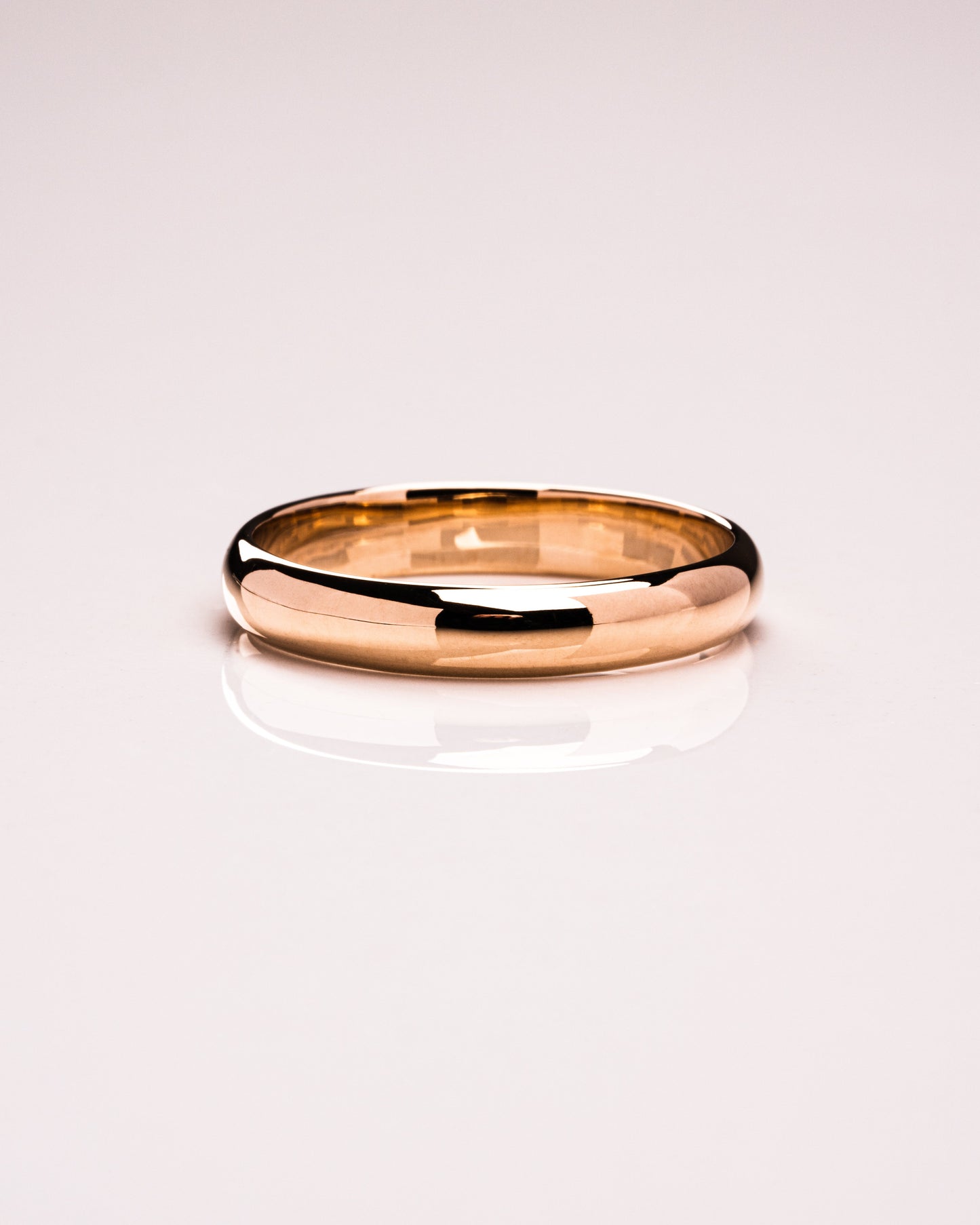 
                  
                    Polished Finish Classic Men's Gold Wedding Band 1
                  
                