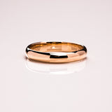 Polished Finish Classic Men's Gold Wedding Band 1