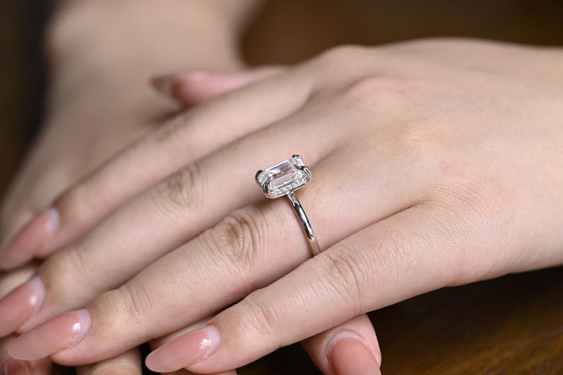Stunning 1.0 - 2.0 CT Emerald Moissanite Engagement Ring with Hidden Halo Design 4