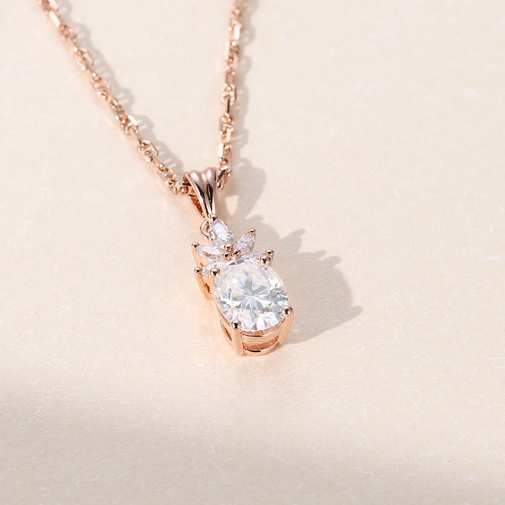 Stunning 1.05 CT Oval Moissanite Diamond Cluster Pendant Necklace in Solid Gold 3