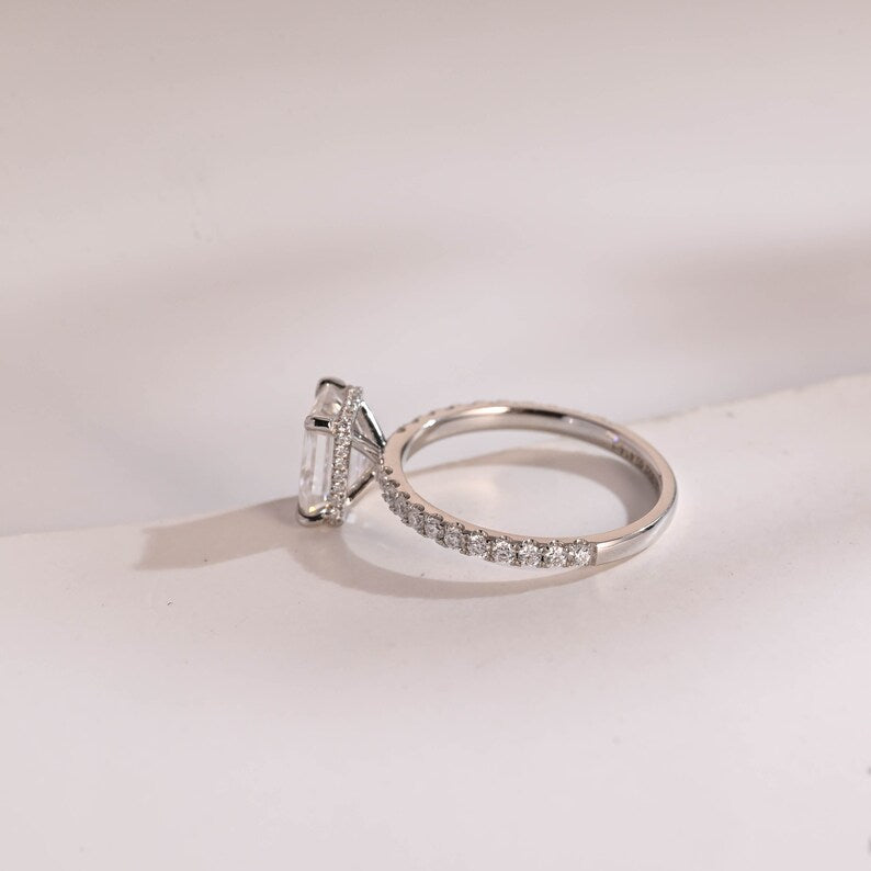 Stunning 1.0 - 2.0 CT Emerald Moissanite Engagement Ring With Hidden Halo & Pave Design 9