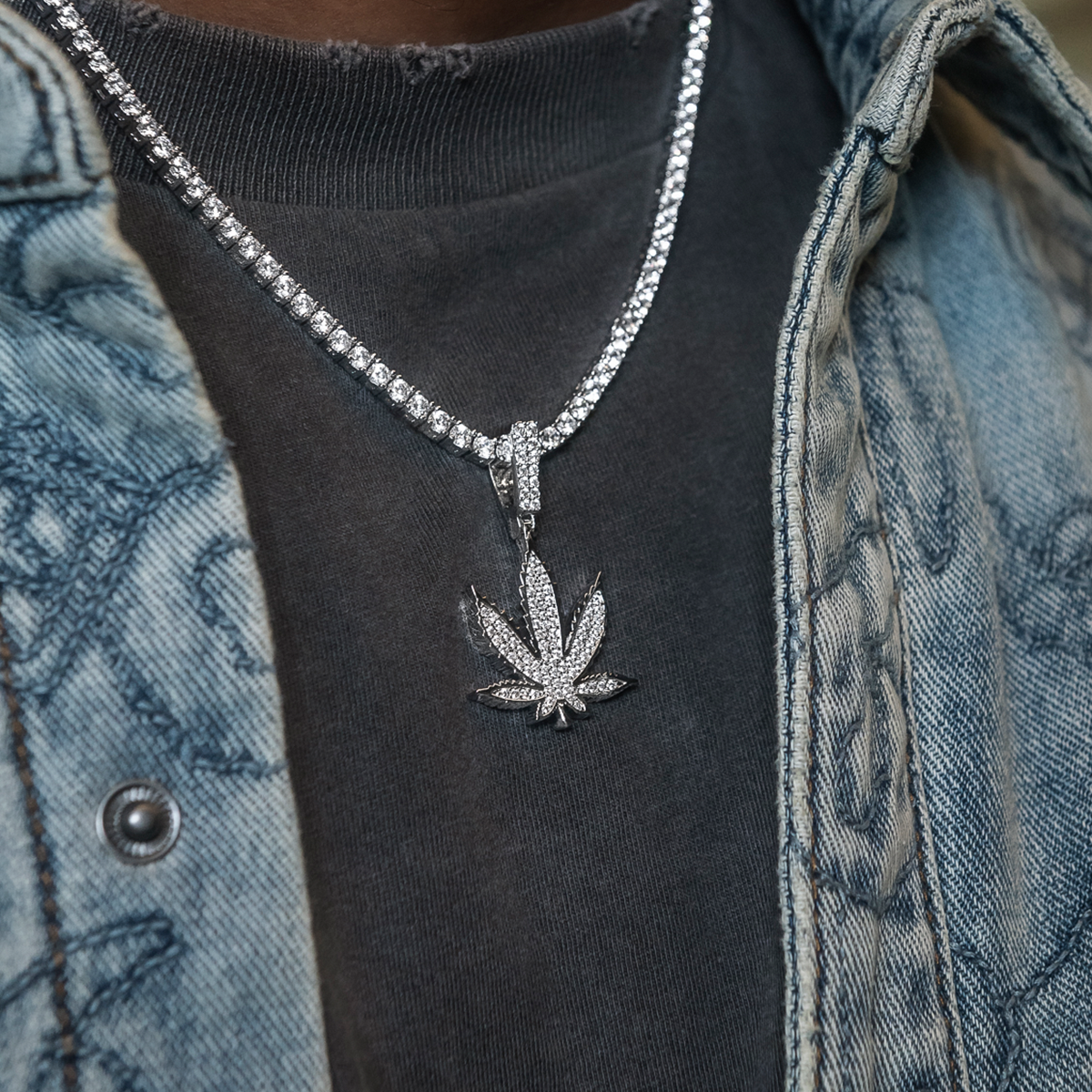1.5 CT Round Moissanite Weed Leaf Silver Pendant for Him 4