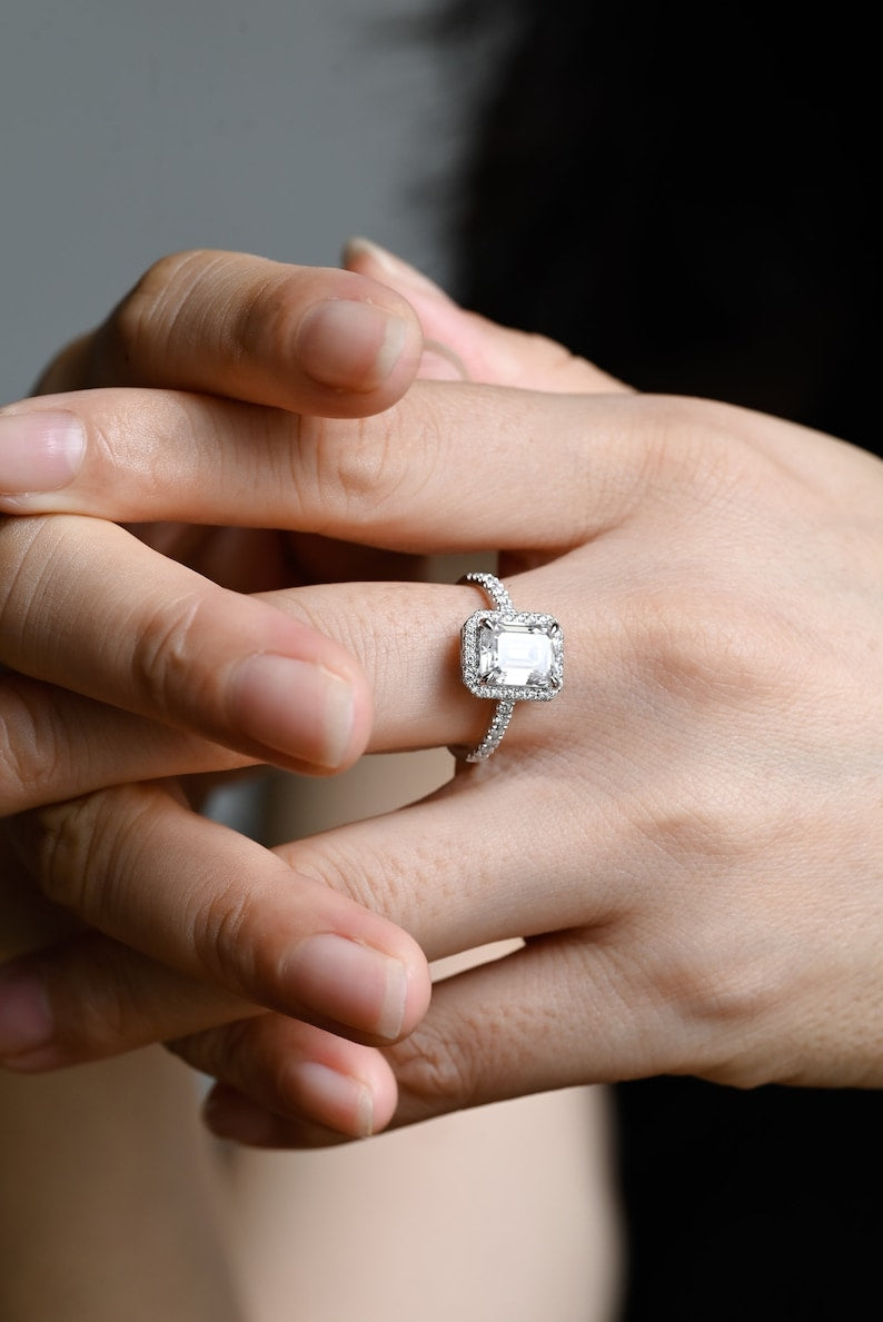 Stunning 1.0 - 2.0 CT Emerald Moissanite Engagement Ring with Pave and Halo Design 4