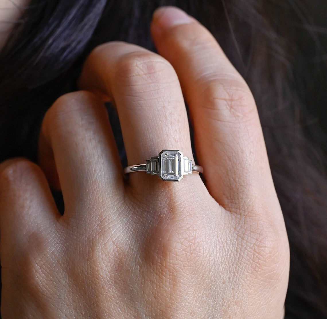 3.0 CT Emerald Shaped Moissanite Engagement Ring With Five Stone Style 7