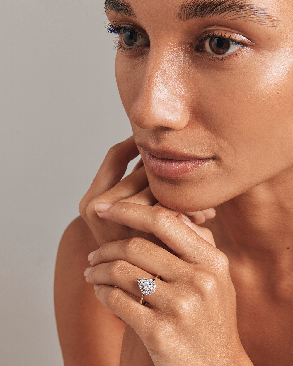 Stunning 0.8 TCW Pear Moissanite Engagement Ring In Cluster Design 6