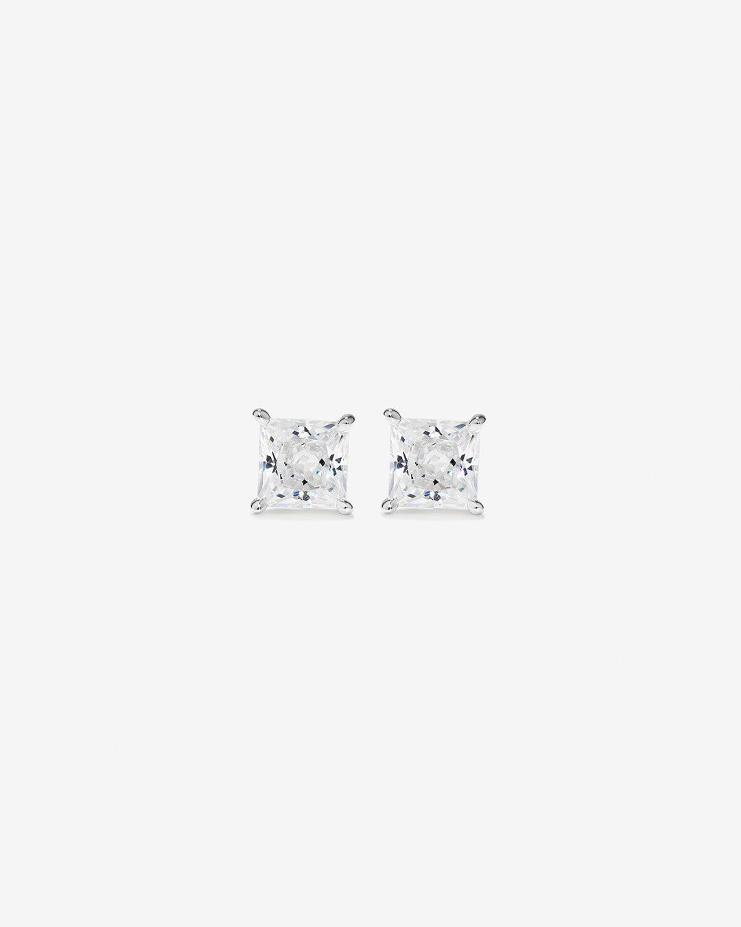 Round Cut Cubic Zirconia in 925 Sterling Silver Earrings 2