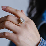 Stunning 1.0 - 2.0 CT Emerald Moissanite Engagement Ring With Halo Design 4