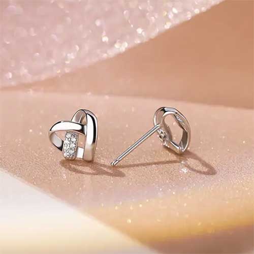 Round Cut Cubic Zirconia in 925 Sterling Silver Earrings 3