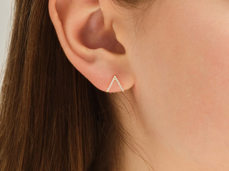 0.40 TCW Round Cut Moissanite Stud Earrings in Gold 6