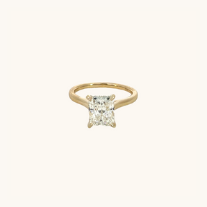 Stunning 2.60 CT Radiant Moissanite Engagement Ring with Solitaire Design