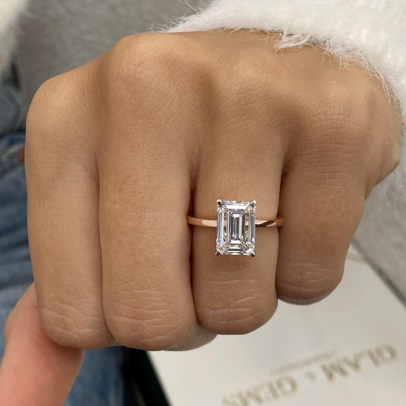 Stunning 3.0 CT Emerald Moissanite Engagement Ring with Solitaire Design 9