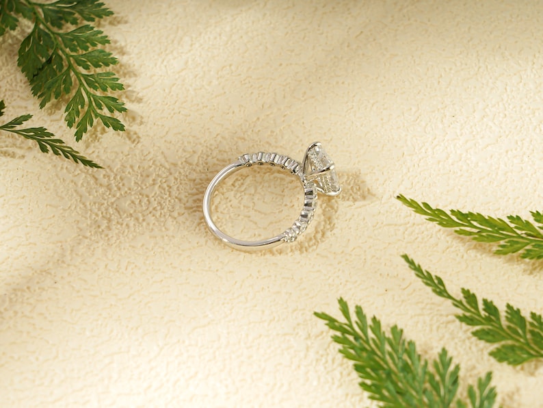 Stunning 1.0 - 2.0 CT Emerald Moissanite Engagement Ring with Hidden Halo Design 10