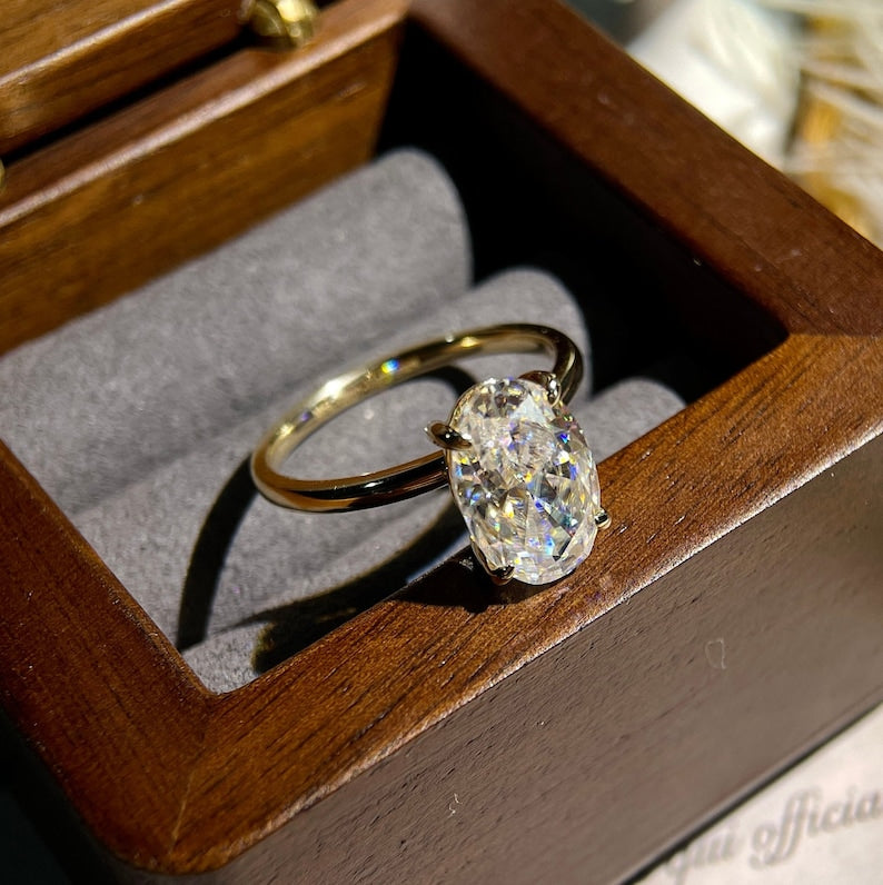 Stunning 4.5 CT Oval Moissanite Engagement Ring with Solitaire Design 3