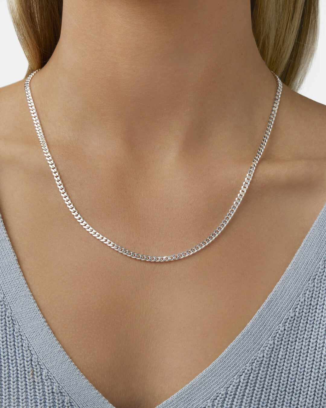 Round Cut Cubic Zirconia in 925 Sterling Silver Necklace 4