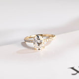 Stunning 1.0 - 2.0 CT Oval Moissanite Engagement Ring with Pave Design 1