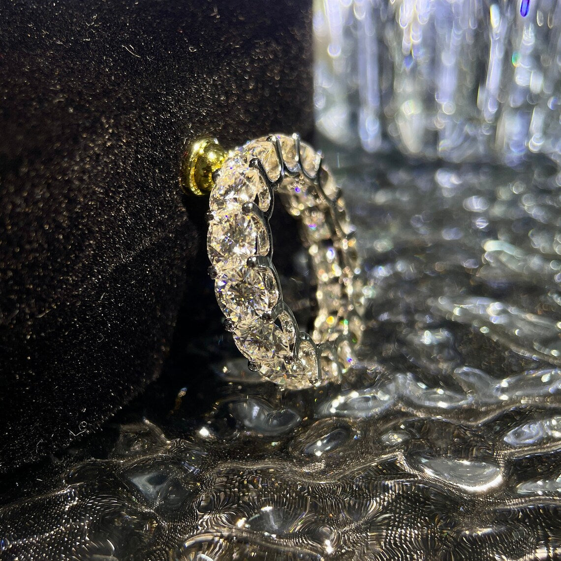 Stunning 2.0 CT Round Moissanite Stones Wedding Bands 2