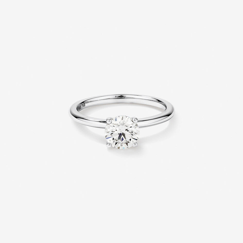 Stunning 1.0 CT Round Moissanite Solitaire Design Engagement Ring 1