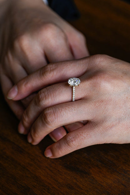 Stunning 1.0 - 2.0 CT Oval Moissanite Engagement Ring with Pave Design 4